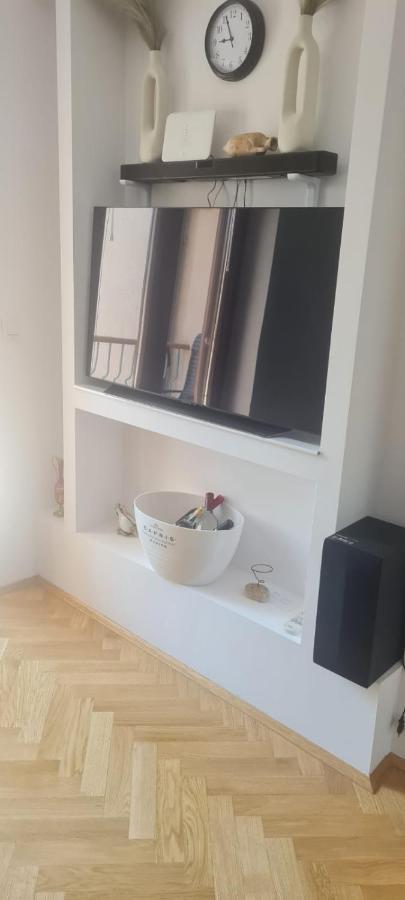 Elena - Studio Apartman Ічичі Екстер'єр фото